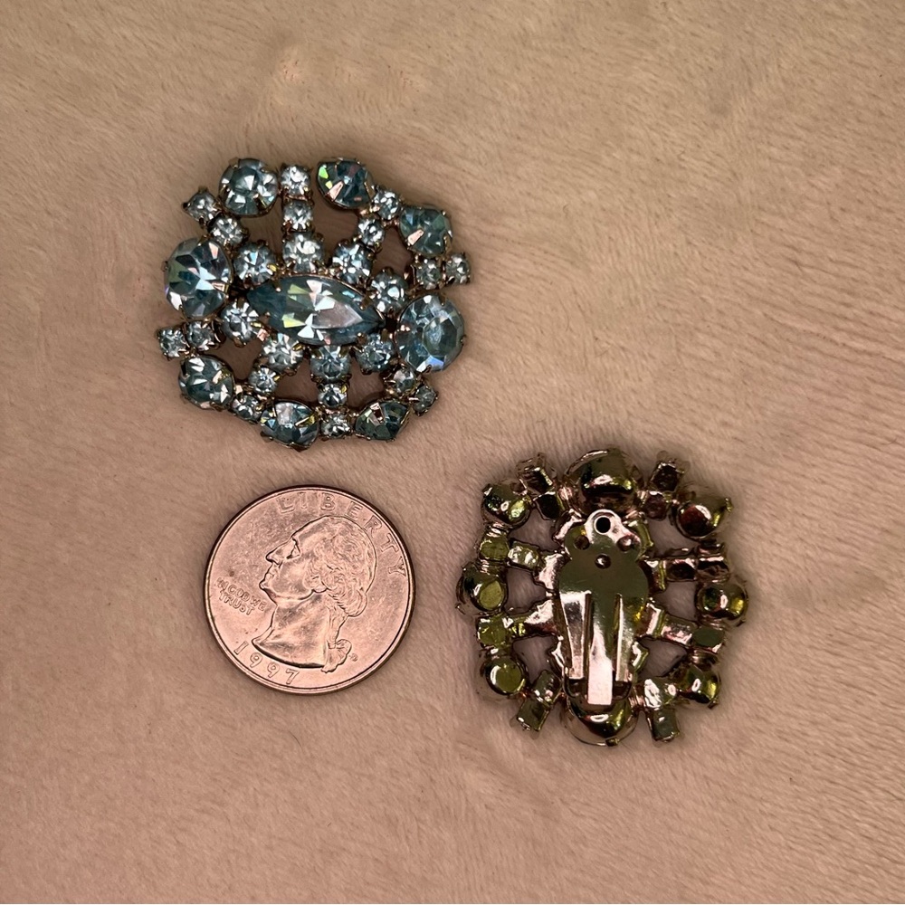Vintage Pale Blue Rhinestone Clip On Earrings - Picture 2 of 4